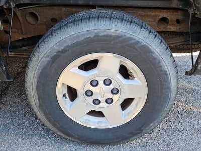 2004 Chevrolet Silverado 1500 LS