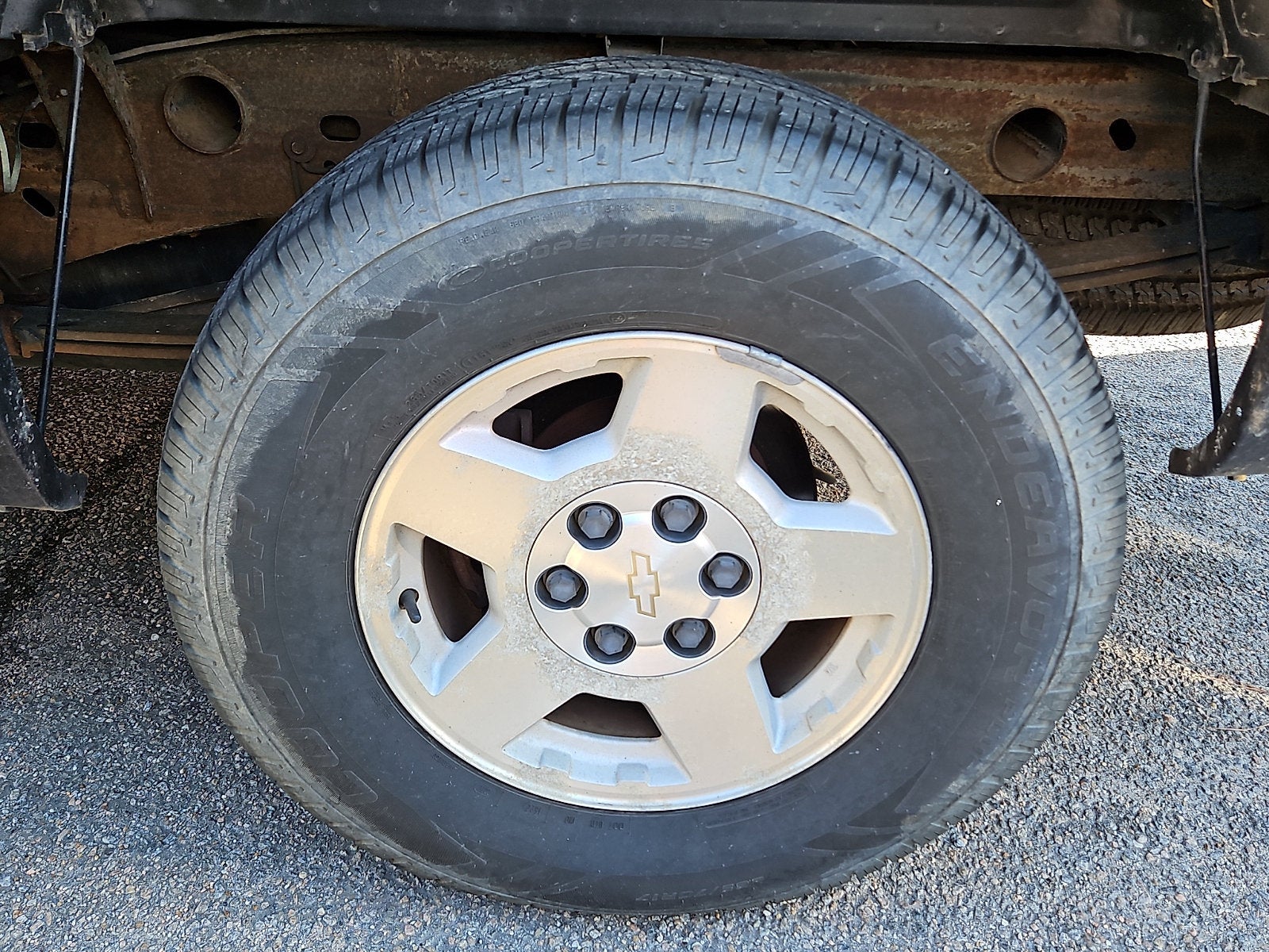 2004 Chevrolet Silverado 1500 LS