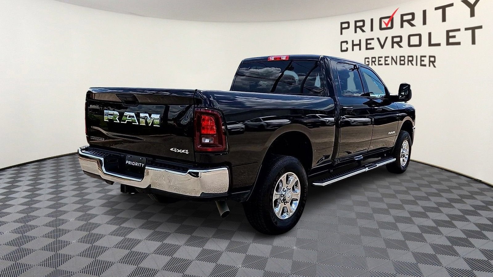 2025 RAM 2500 Big Horn Crew Cab 4x4 6'4" Box