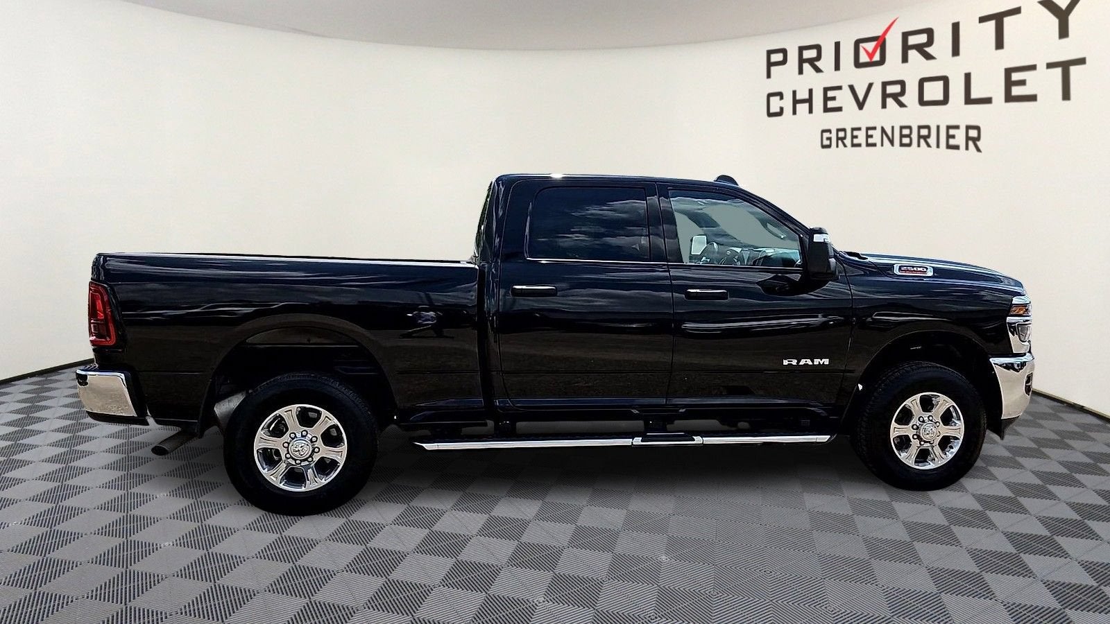 2025 RAM 2500 Big Horn Crew Cab 4x4 6'4" Box