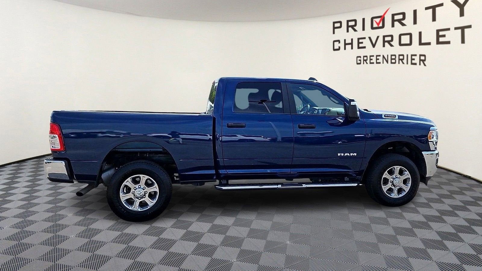 2024 RAM 2500 Big Horn Crew Cab 4x4 6'4" Box