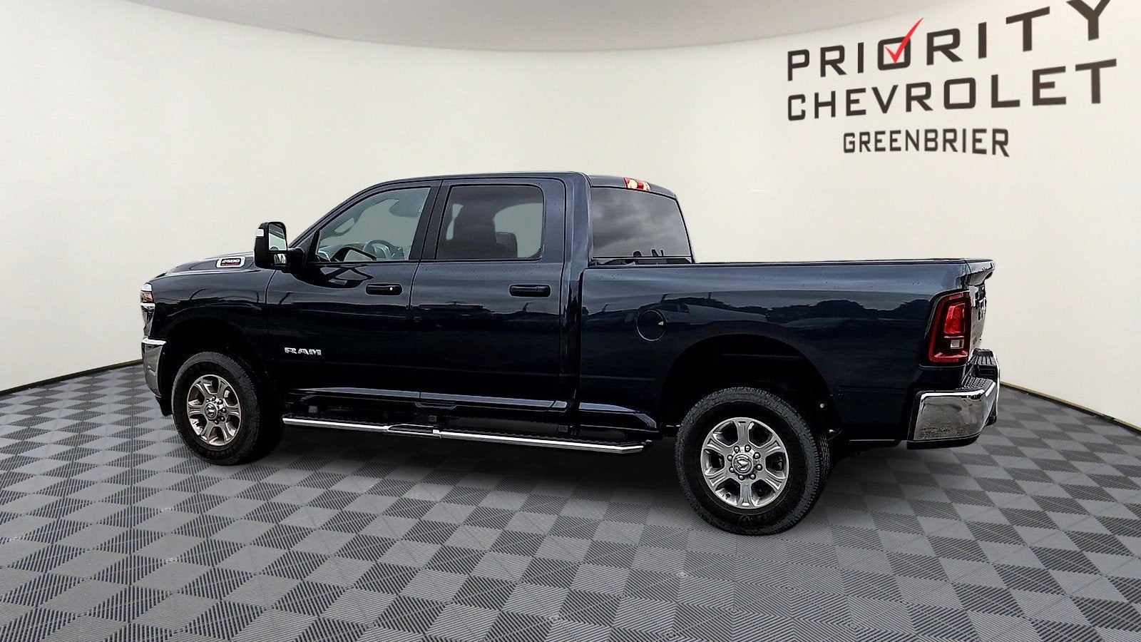 2025 RAM 2500 Big Horn Crew Cab 4x4 6'4" Box