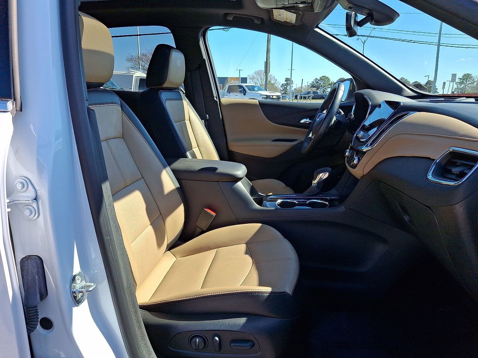 2023 Chevrolet Equinox Premier