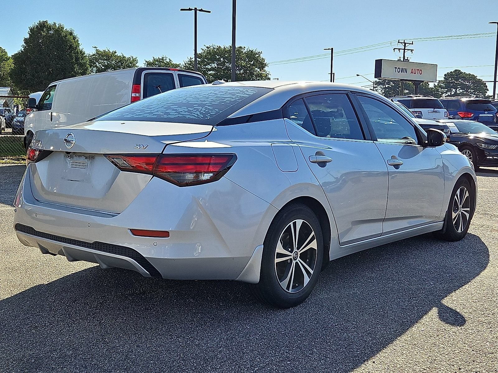 2020 Nissan Sentra SV Xtronic CVT