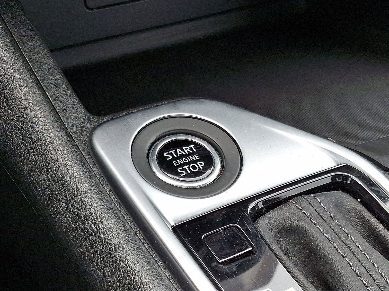 2022 Nissan Sentra SV Xtronic CVT