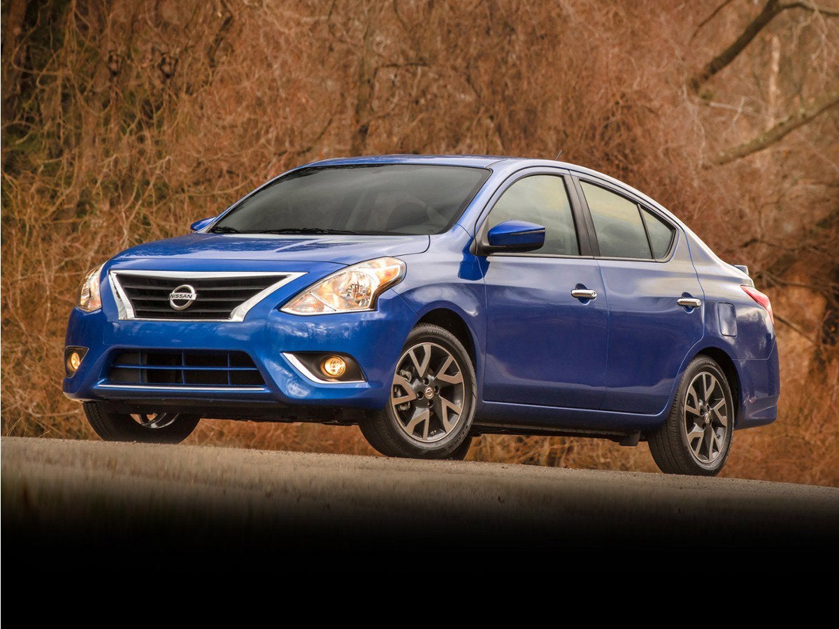 2016 Nissan Versa 1.6 S AT's photo