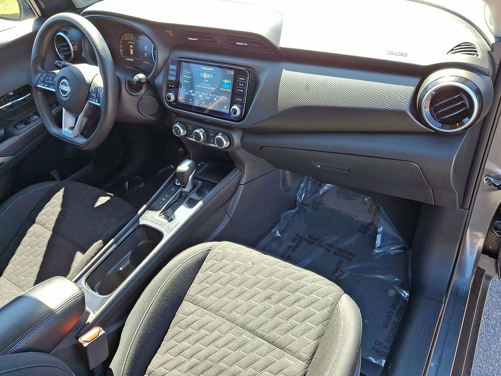 2023 Nissan Kicks SV Xtronic CVT