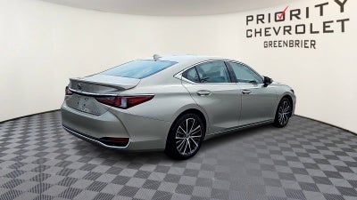 2025 Lexus ES 300h ES 300h