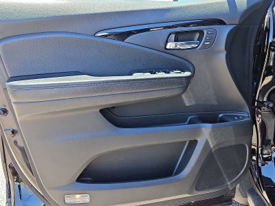 2021 Honda Pilot AWD Touring 8 Passenger