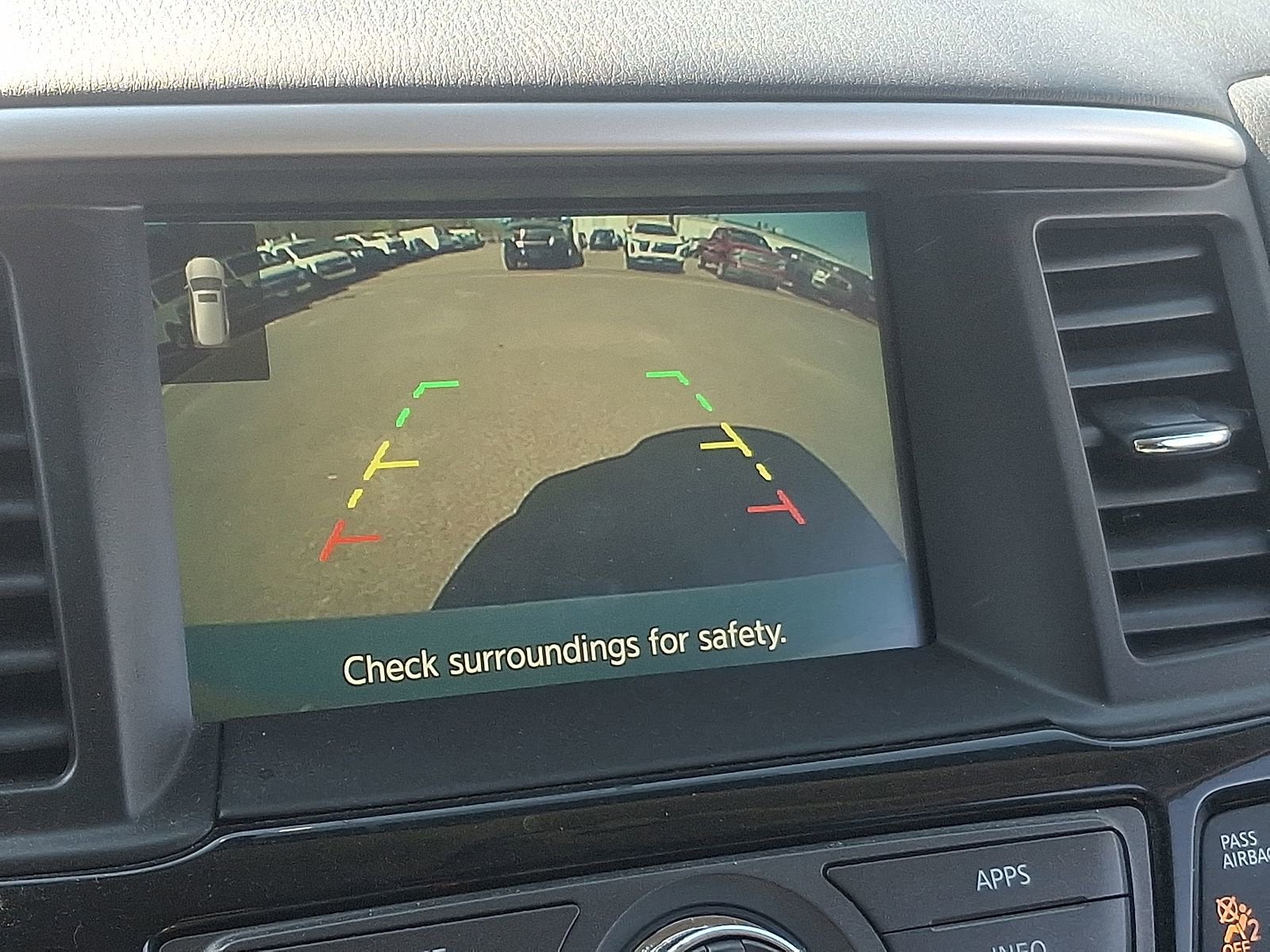 2020 Nissan Pathfinder S