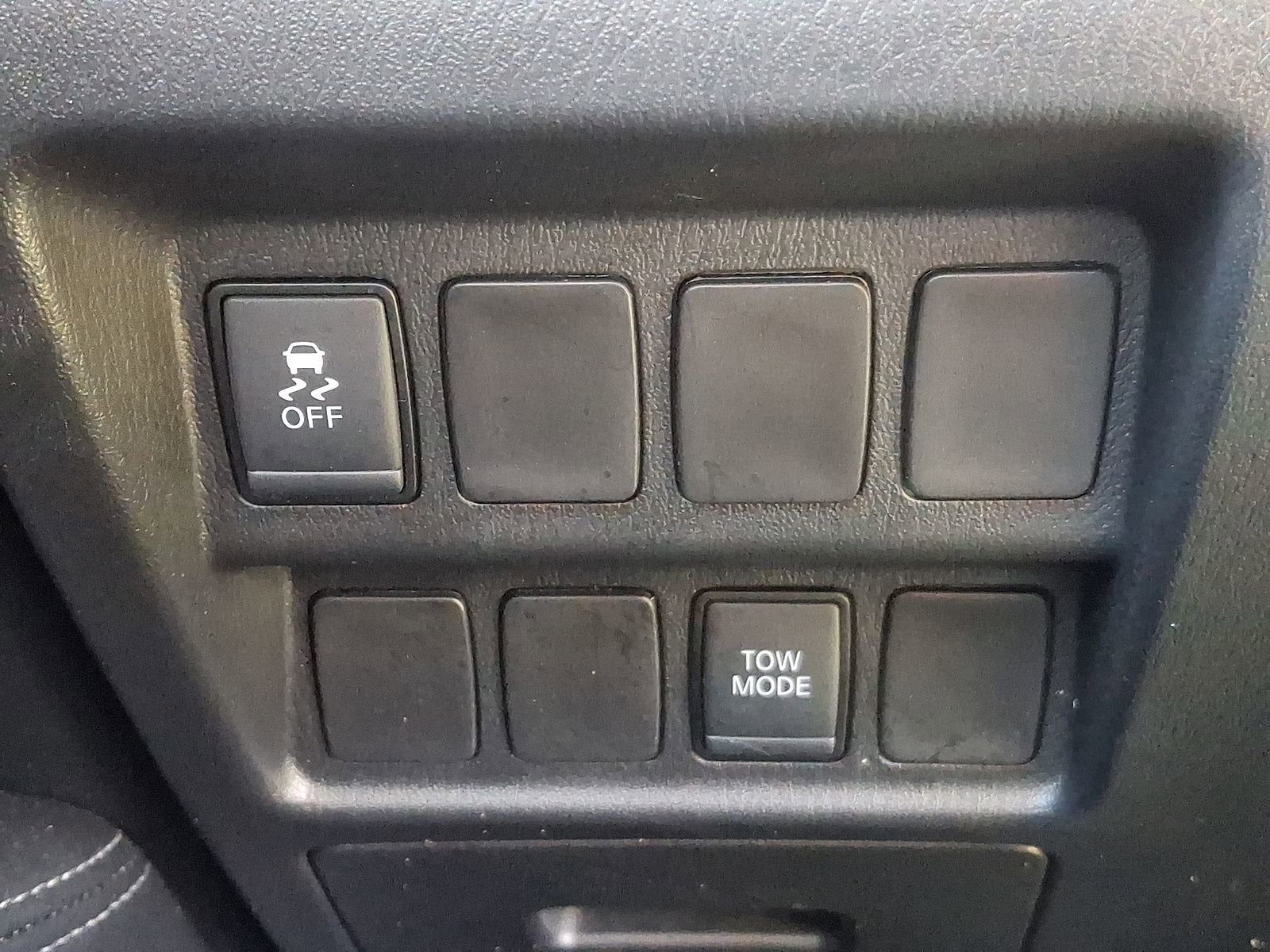 2020 Nissan Pathfinder S