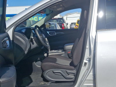 2020 Nissan Pathfinder S