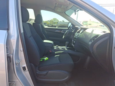 2020 Nissan Pathfinder S