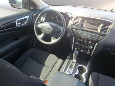 2020 Nissan Pathfinder S