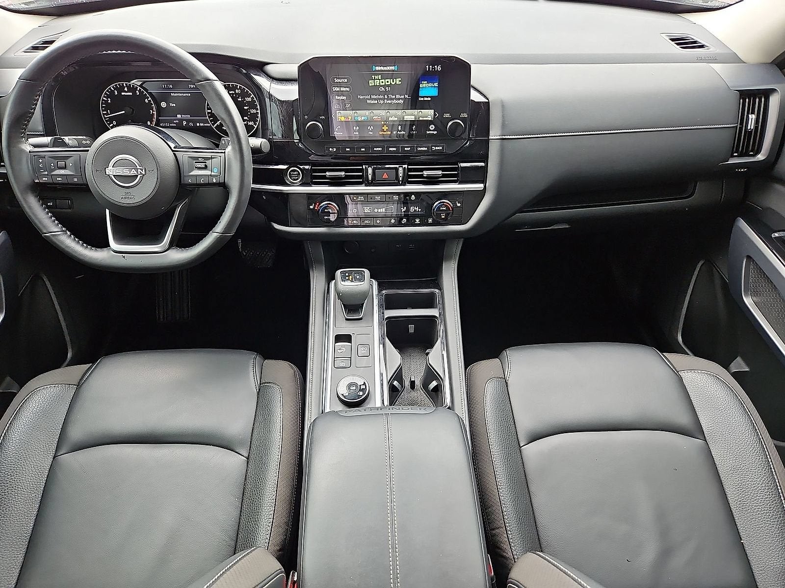2023 Nissan Pathfinder SL 4WD