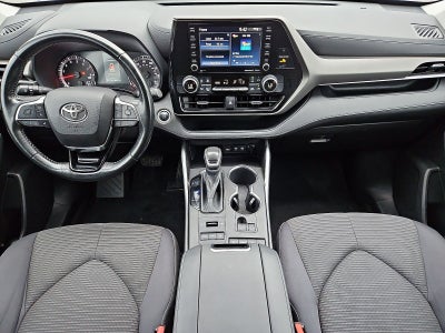 2021 Toyota Highlander LE