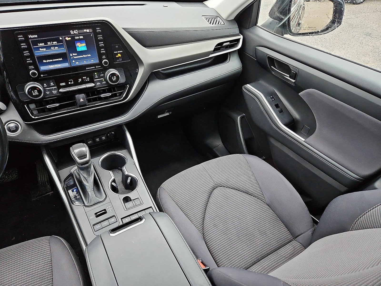 2021 Toyota Highlander LE