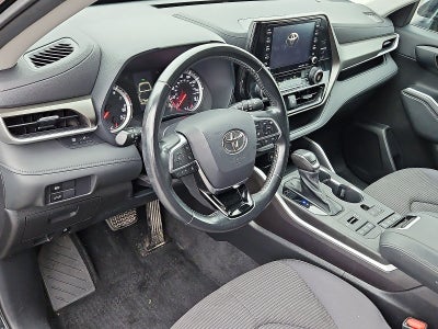 2021 Toyota Highlander LE