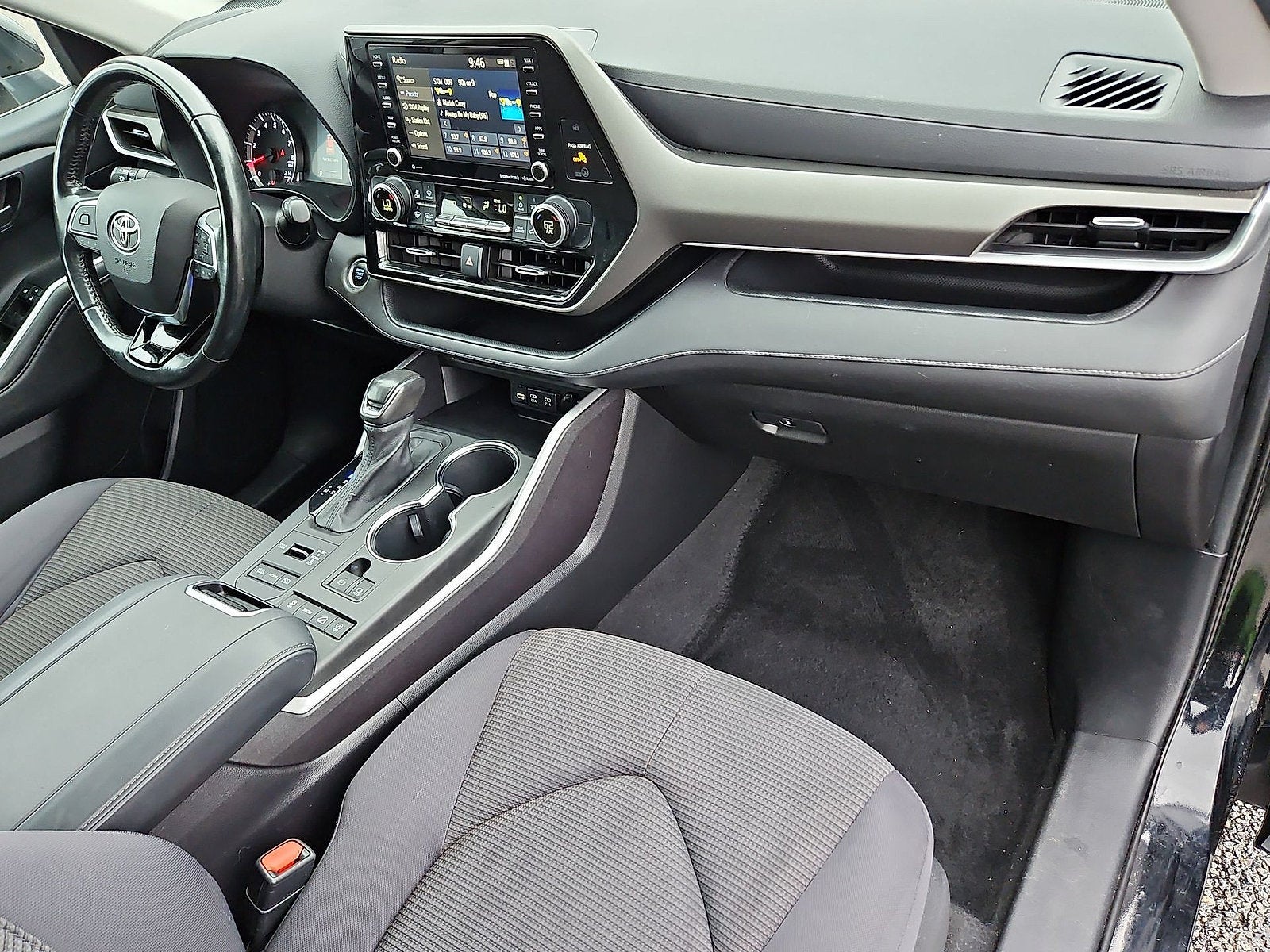 2021 Toyota Highlander LE