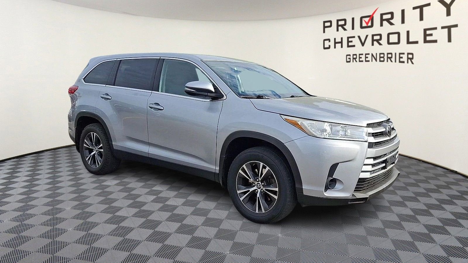2019 Toyota Highlander LE