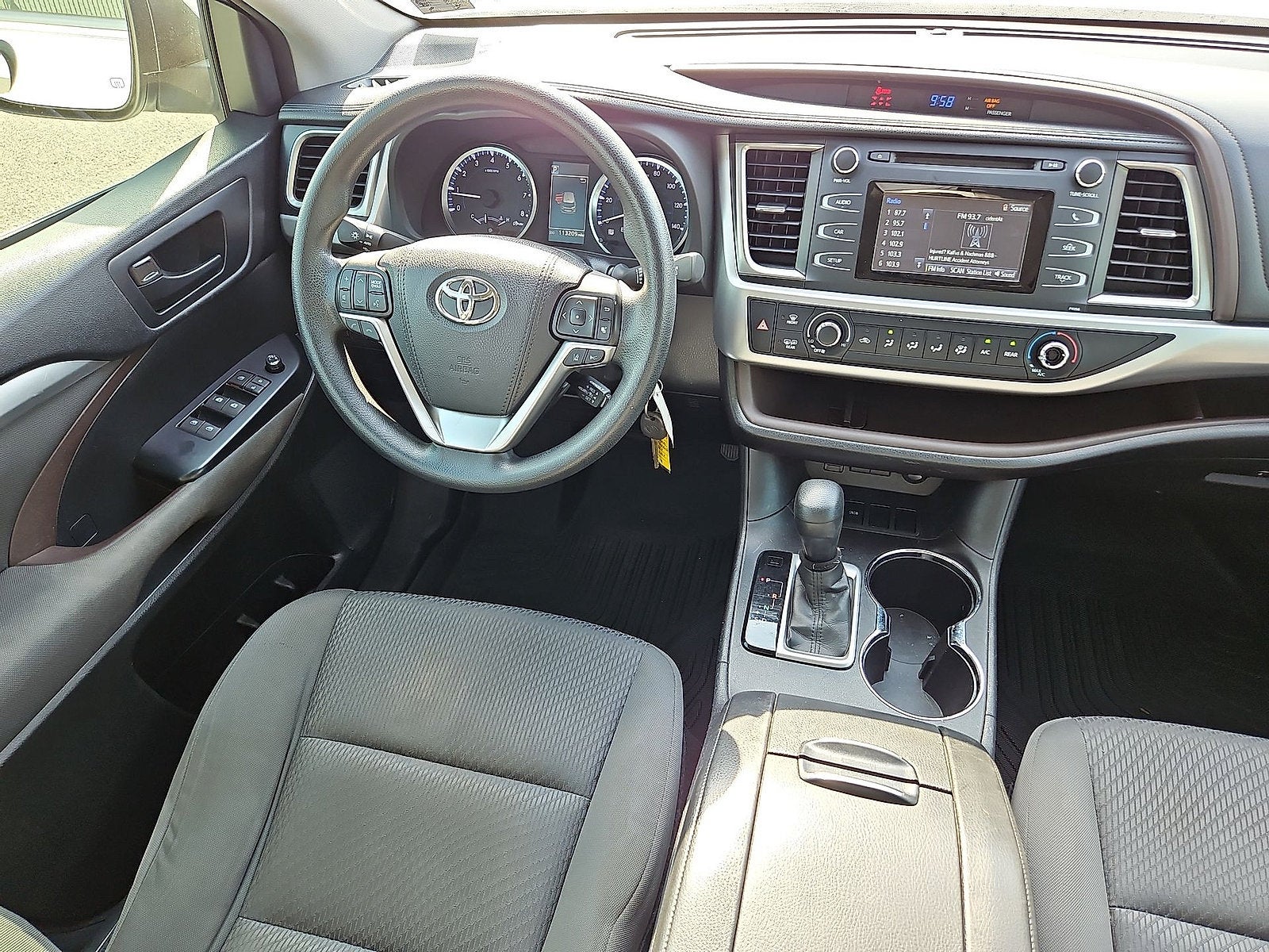 2017 Toyota Highlander LE