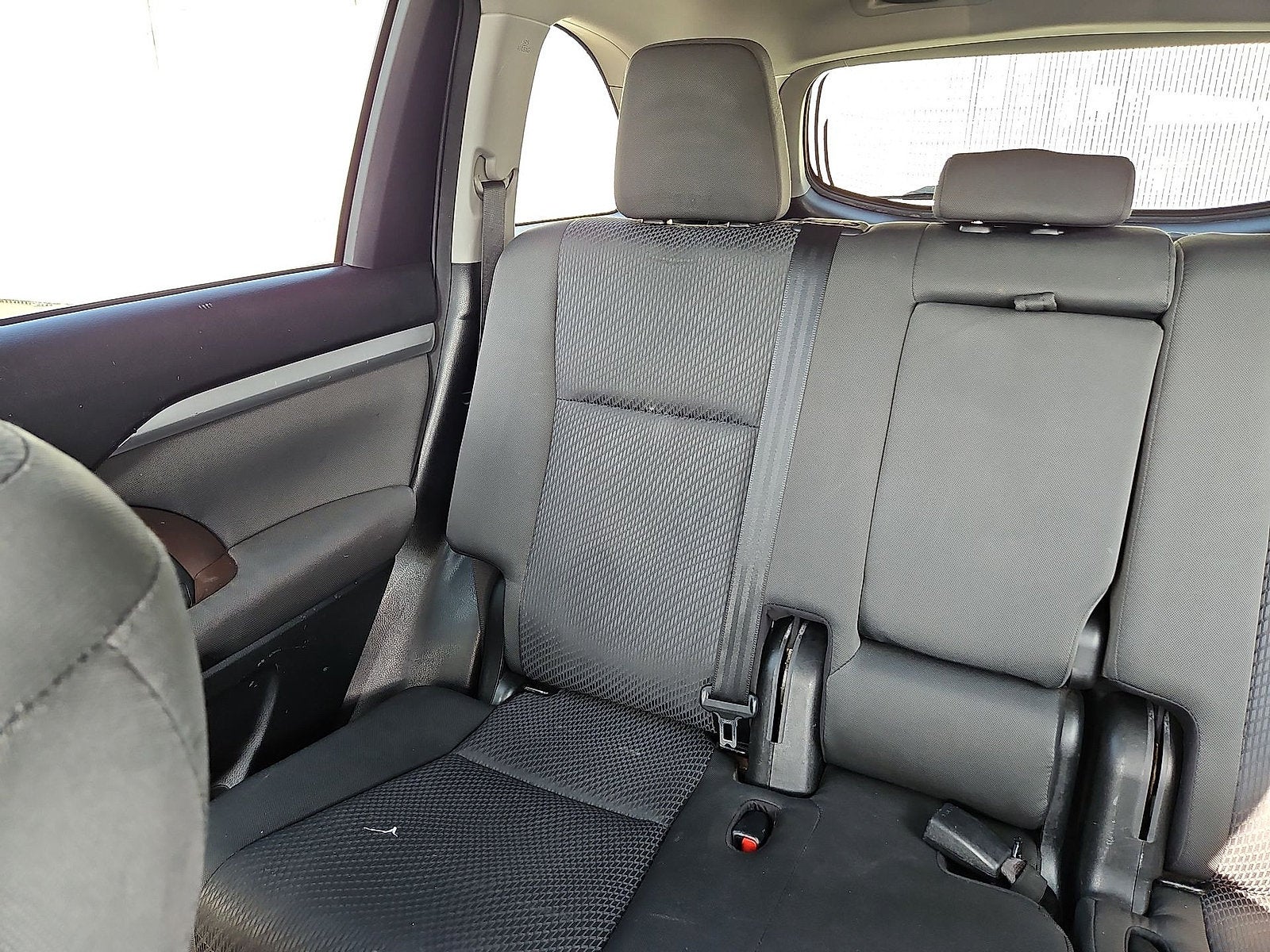 2017 Toyota Highlander LE
