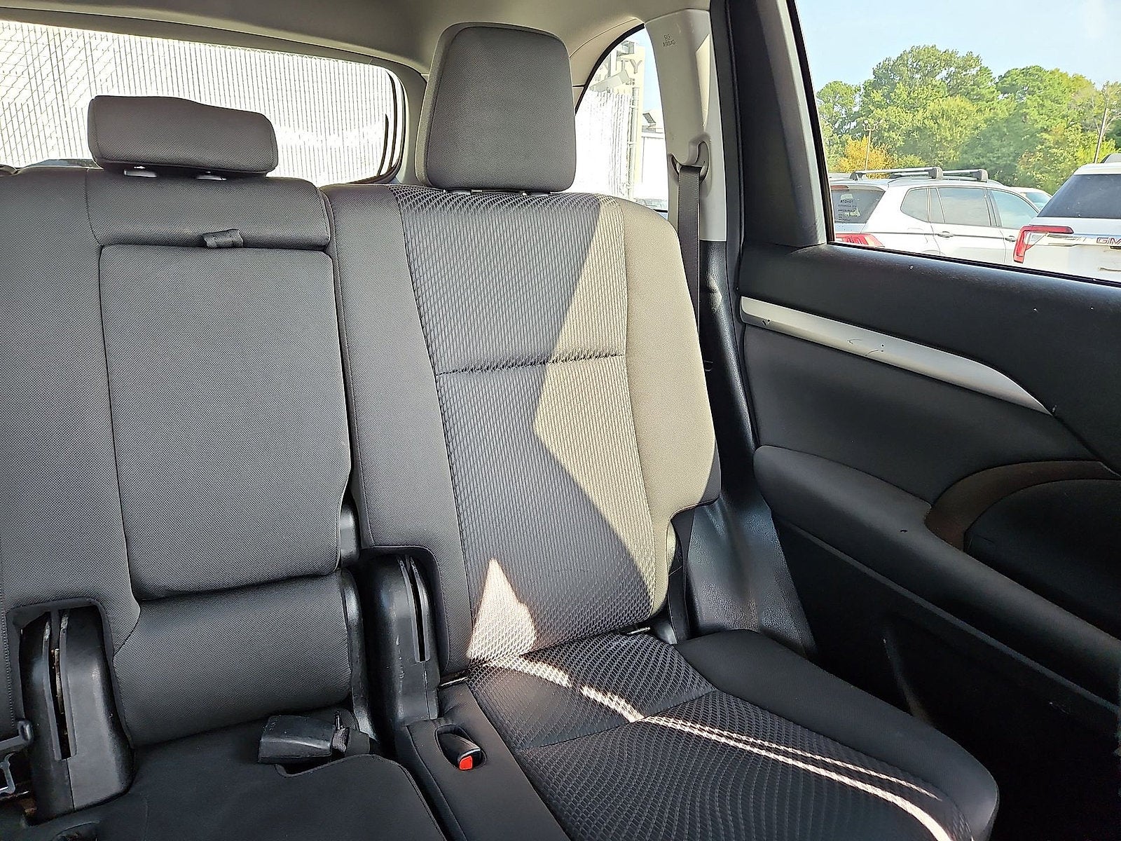 2017 Toyota Highlander LE