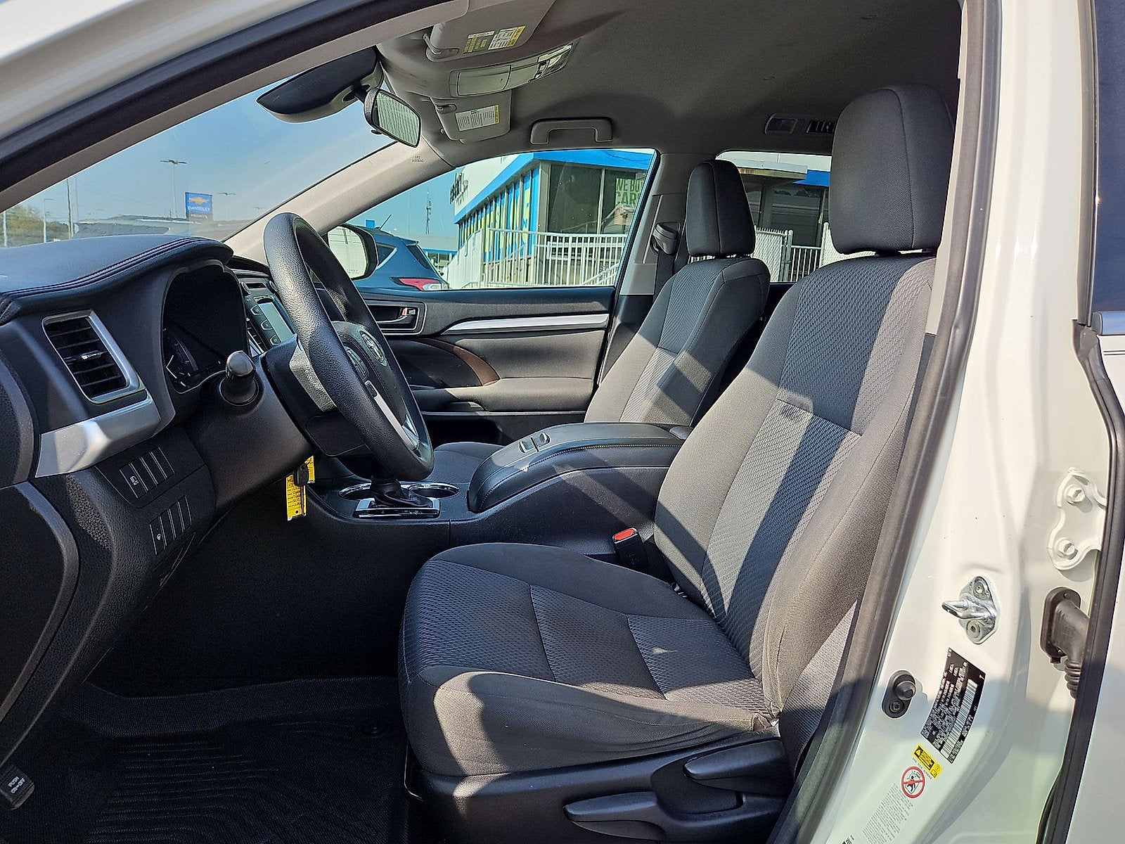 2017 Toyota Highlander LE