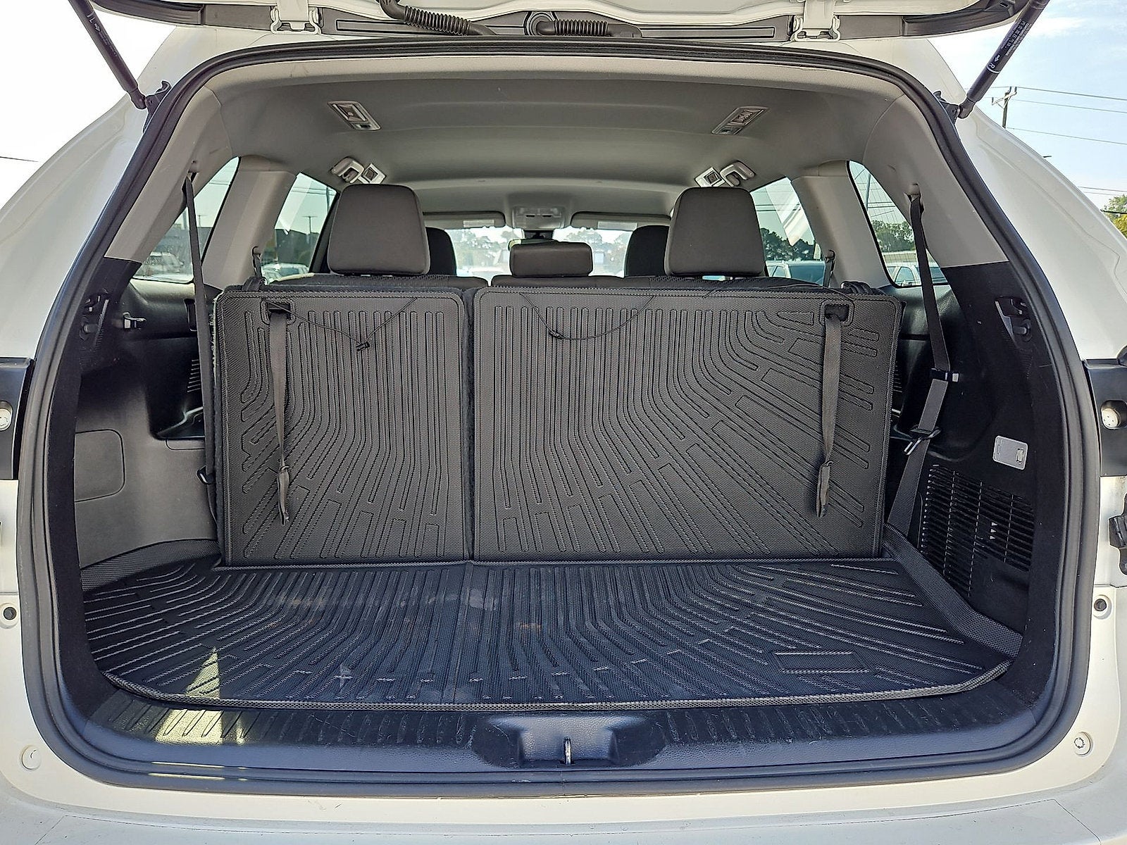2017 Toyota Highlander LE