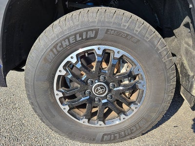 2024 Toyota Tundra 4WD SR5