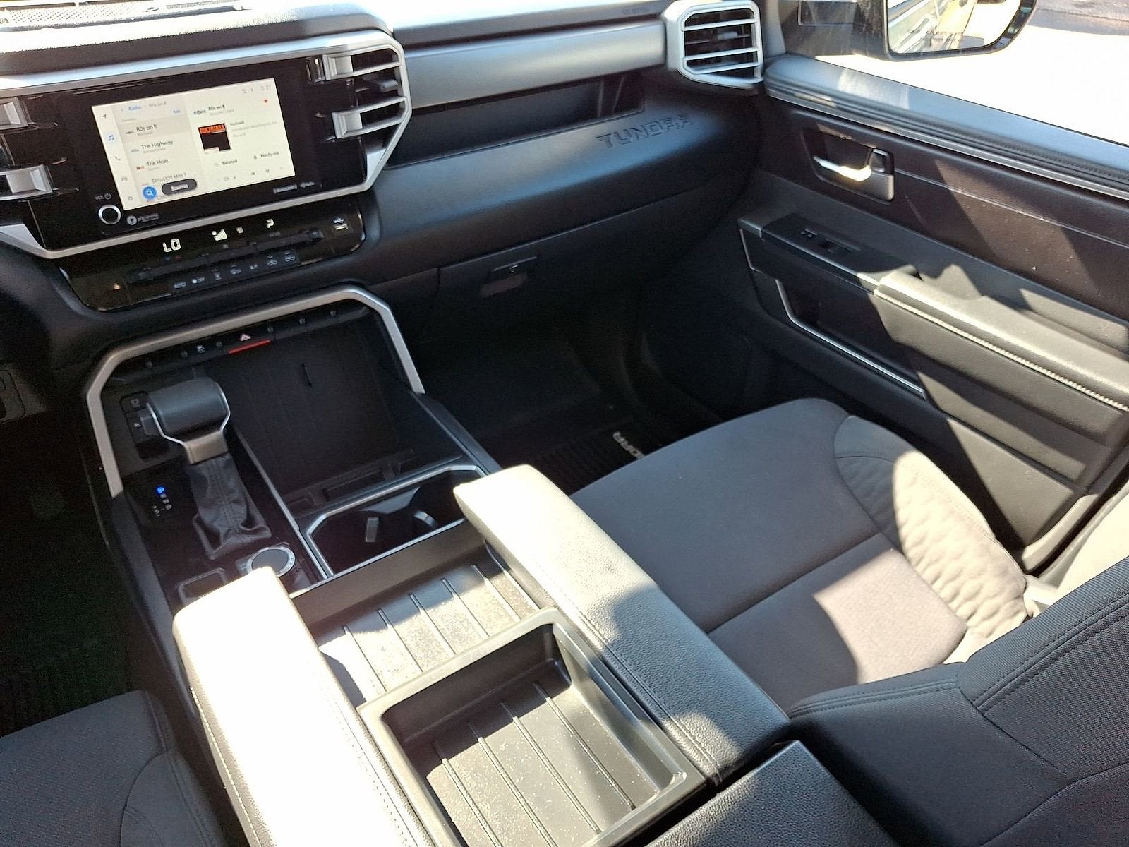 2024 Toyota Tundra 4WD SR5