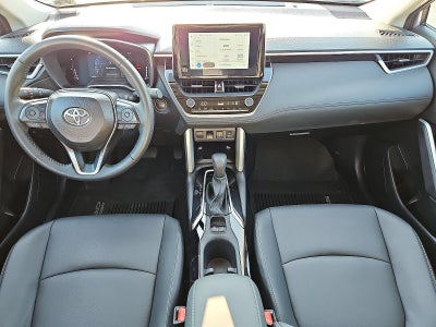2025 Toyota Corolla Cross XLE