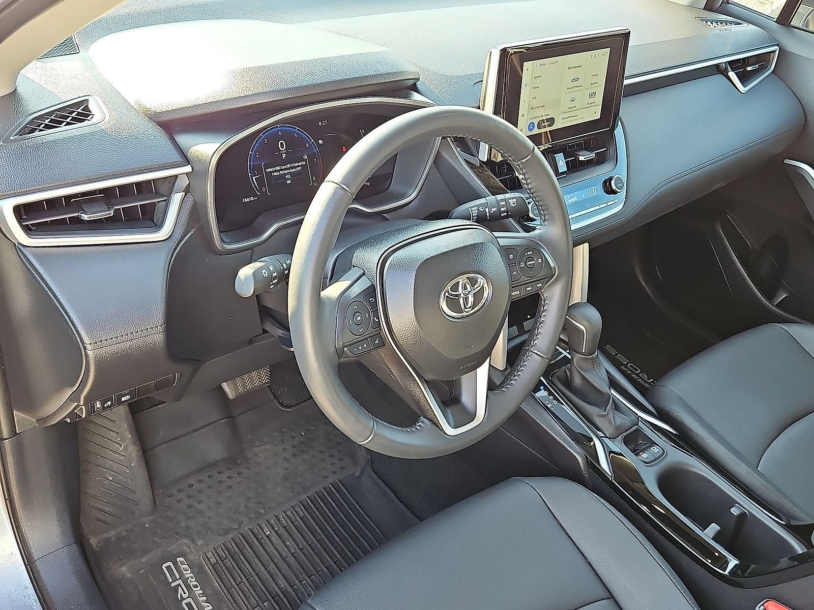 2025 Toyota Corolla Cross XLE