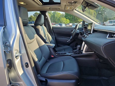 2025 Toyota Corolla Cross XLE