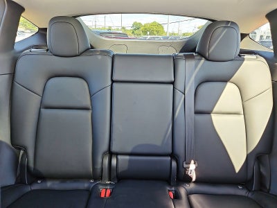 2022 Tesla Model Y Long Range Dual Motor All-Wheel Drive