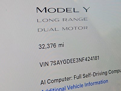 2022 Tesla Model Y Long Range Dual Motor All-Wheel Drive