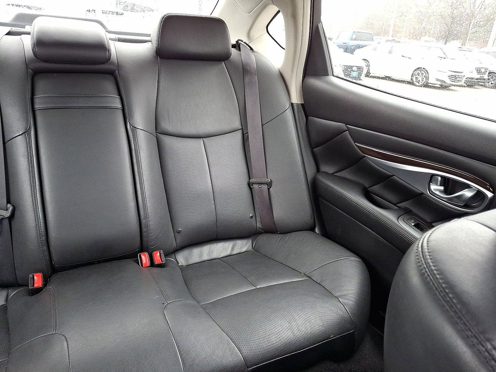 2017 INFINITI Q70L 3.7X