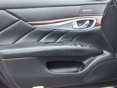 2017 INFINITI Q70L 3.7X