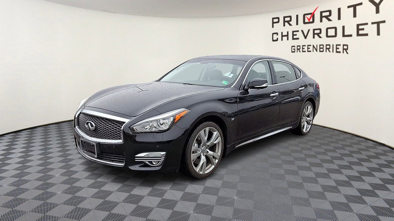 2017 INFINITI Q70L 3.7X