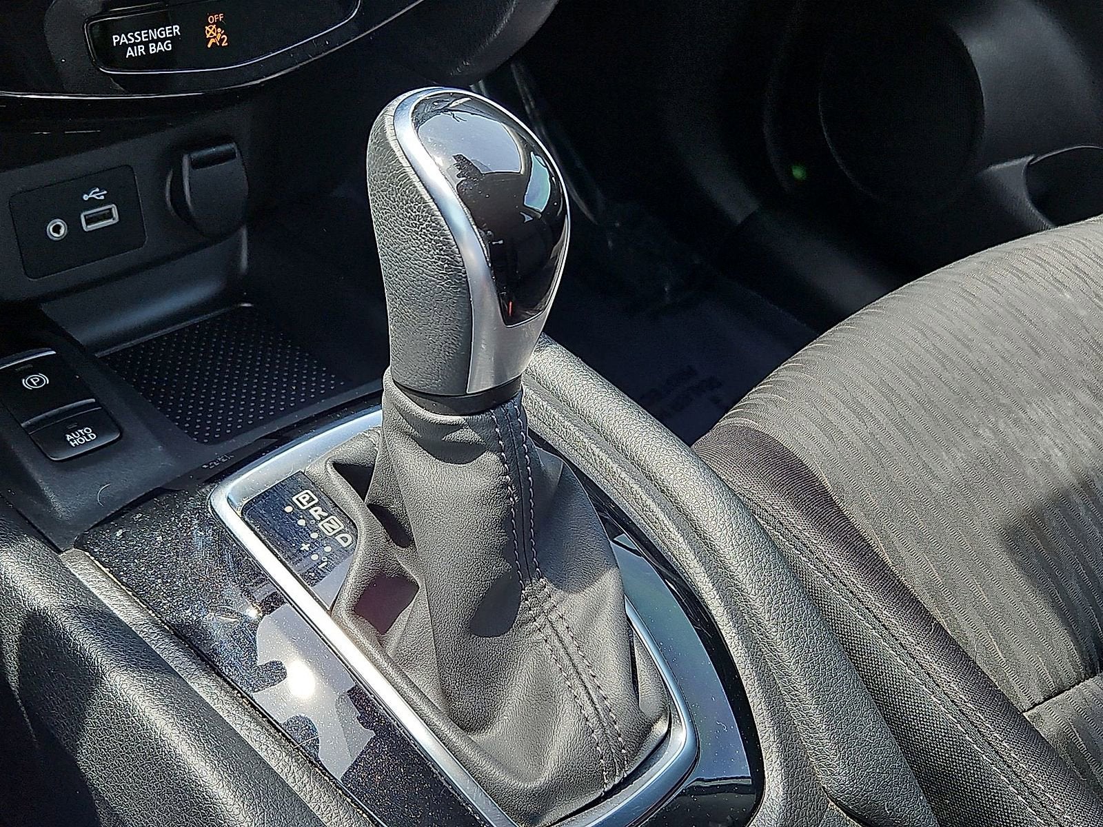 2020 Nissan Rogue SV FWD