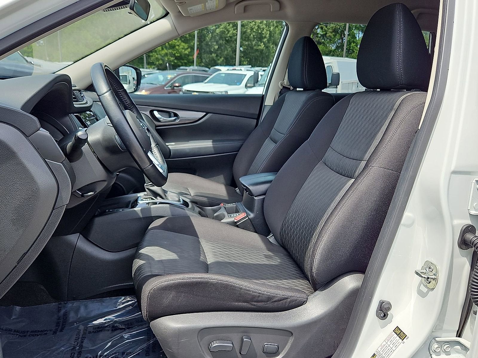 2020 Nissan Rogue SV FWD