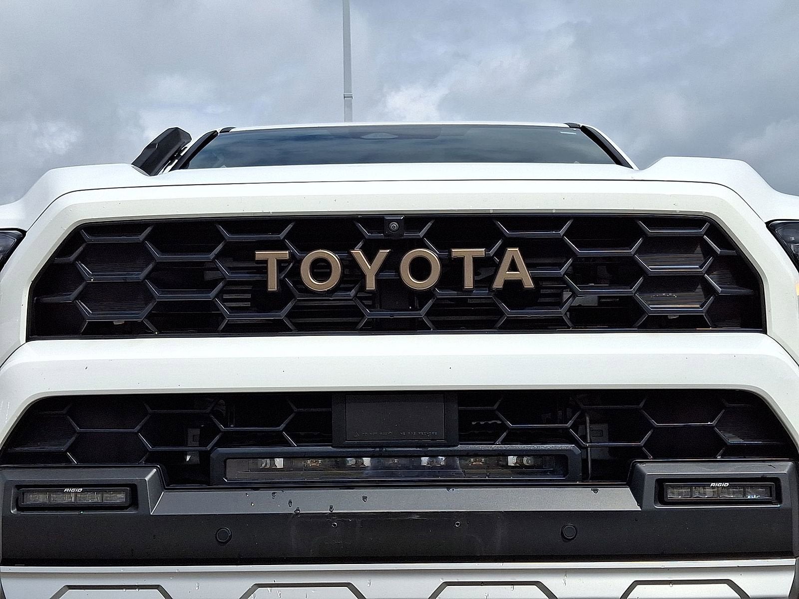 2025 Toyota 4Runner Hybrid Trailhunter