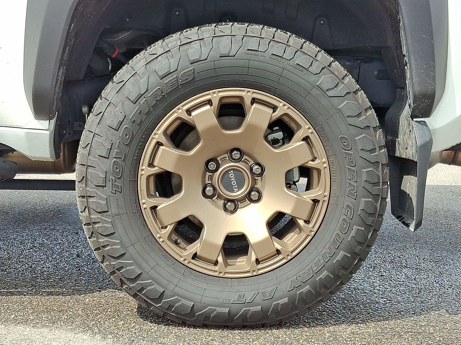 2025 Toyota 4Runner Hybrid Trailhunter