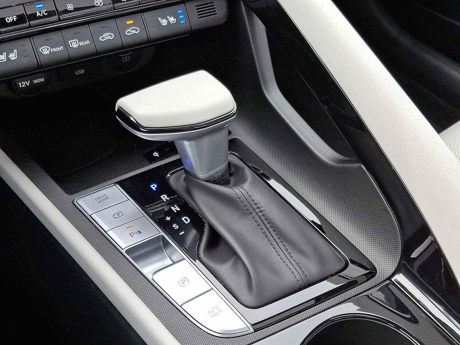 2024 Hyundai Elantra Hybrid Limited
