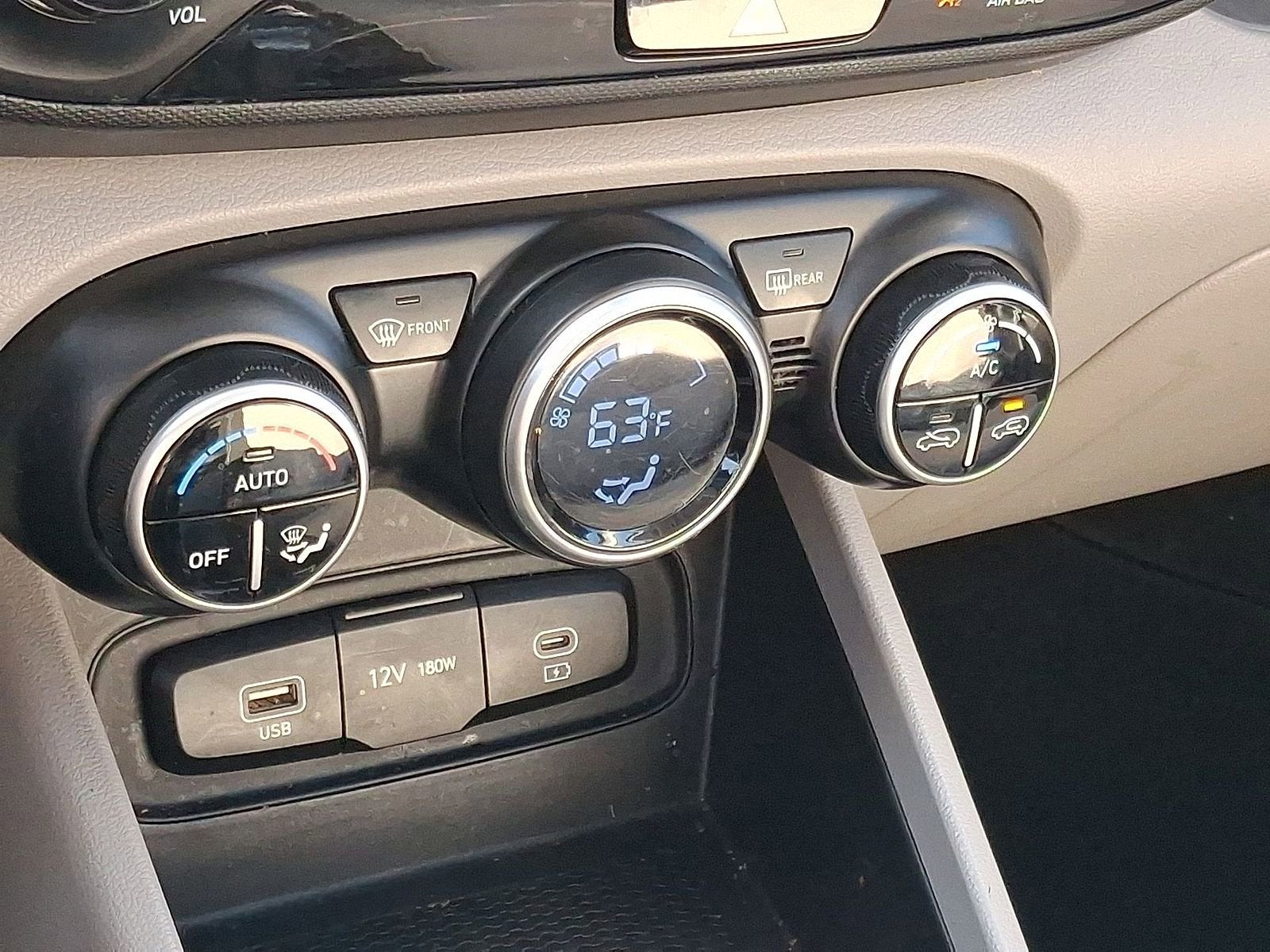 2024 Hyundai Venue SEL