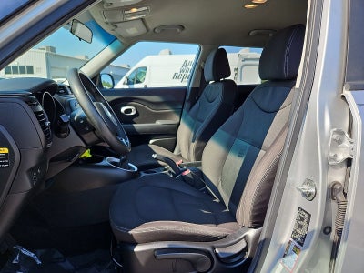 2017 Kia Soul Base