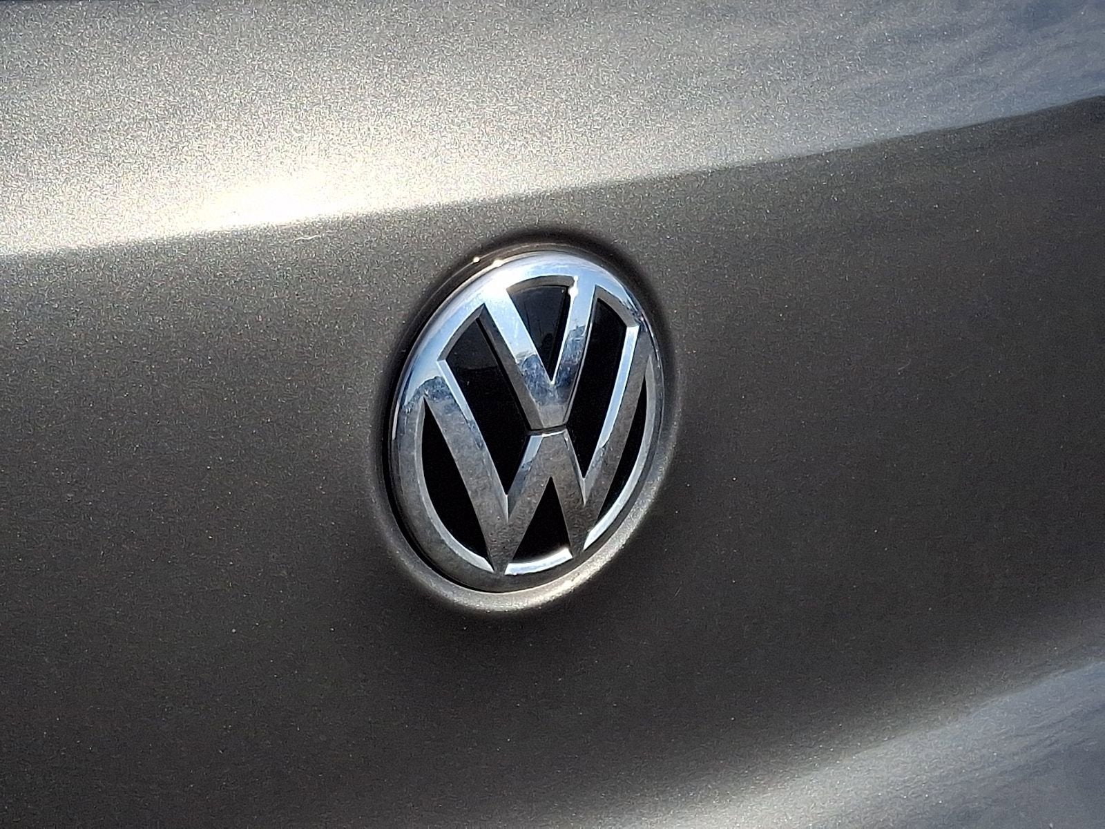 2014 Volkswagen Tiguan R-Line