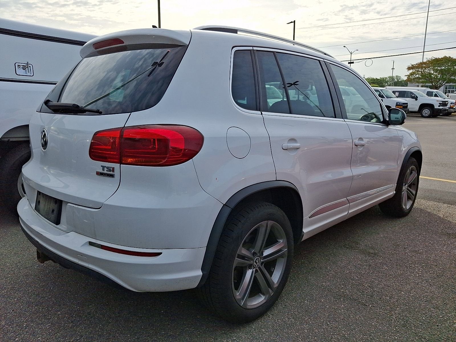 2017 Volkswagen Tiguan 2.0T Sport