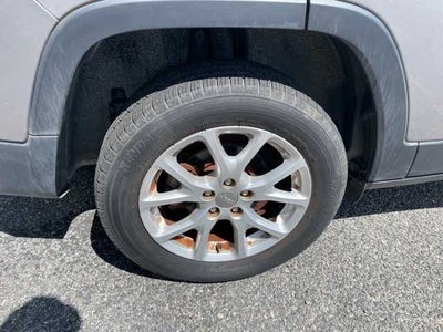 2017 Jeep Cherokee Sport