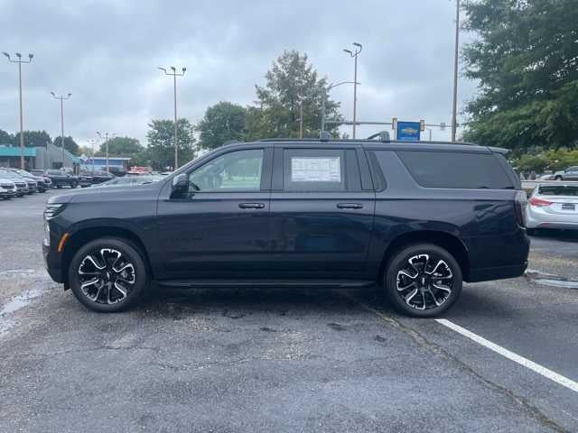 2025 Chevrolet Suburban RST